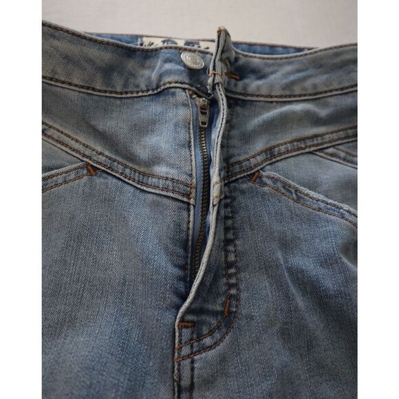 We The Free OB1036256 Women's Sz 25 Light Wash CRVY High Rise Denim Jeans - Picture 9 of 12